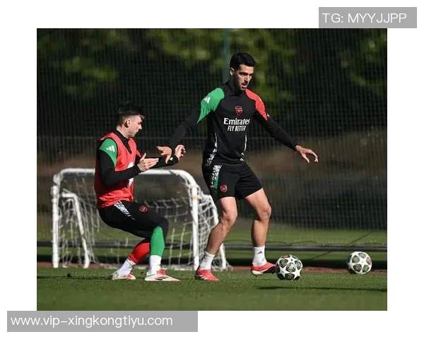 埃因霍温逆袭那不勒斯欧冠之路重燃希望前两轮遭遇挫折