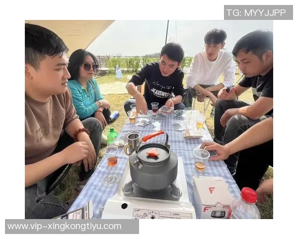 热火队友团建活动希罗分享游艇出海欢乐瞬间