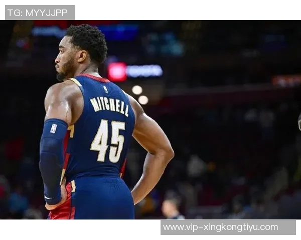 米切尔28投10中砍下28分15篮板8助攻神仙绝平三分令人叹为观止