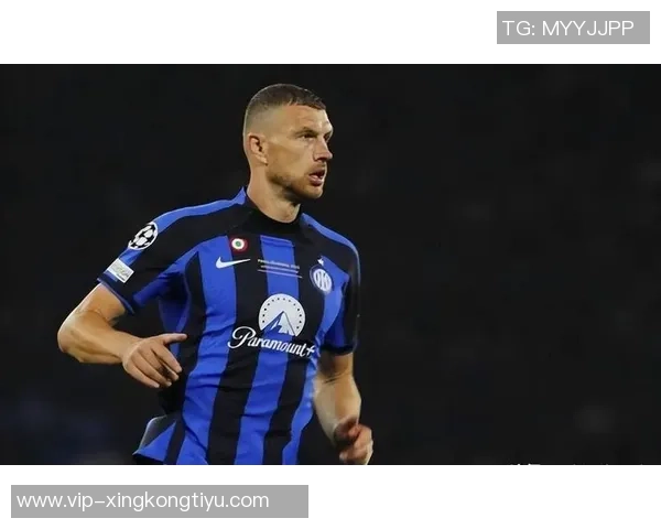 一日蓝黑终生蓝黑国米官方致敬哲科展现忠诚与热爱